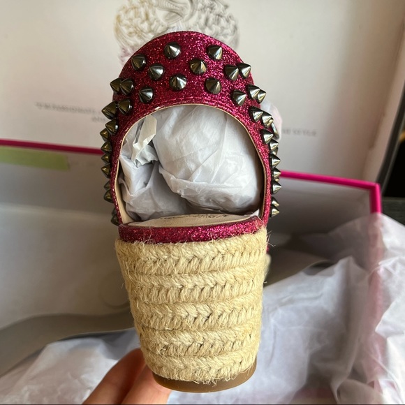 Vince Camuto Adalina Metal Rivets Glitter Wedges Size 3M - Picture 5 of 9